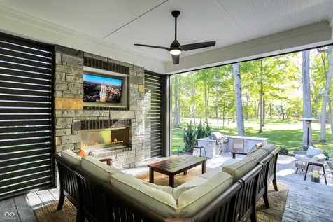 10725 Holliday Farms Boulevard Zionsville IN 46077