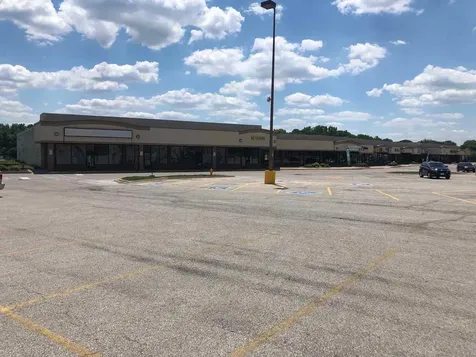4004 Blackhawk Road Rock Island IL 61201