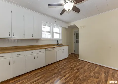 436 Hollis Street Kewanee IL 62443