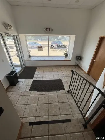 1711 5TH Avenue Moline IL 61265