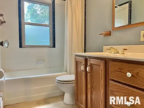 4532 23RD Avenue Rock Island IL 61201