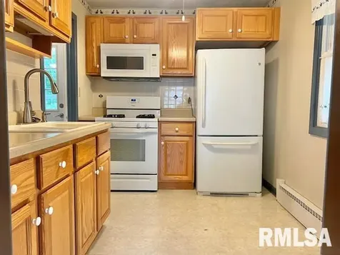 4532 23RD Avenue Rock Island IL 61201
