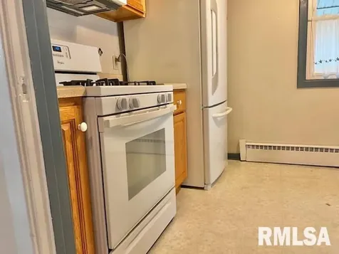 4532 23RD Avenue Rock Island IL 61201
