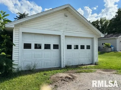 712 Roosevelt Avenue Kewanee IL 61443