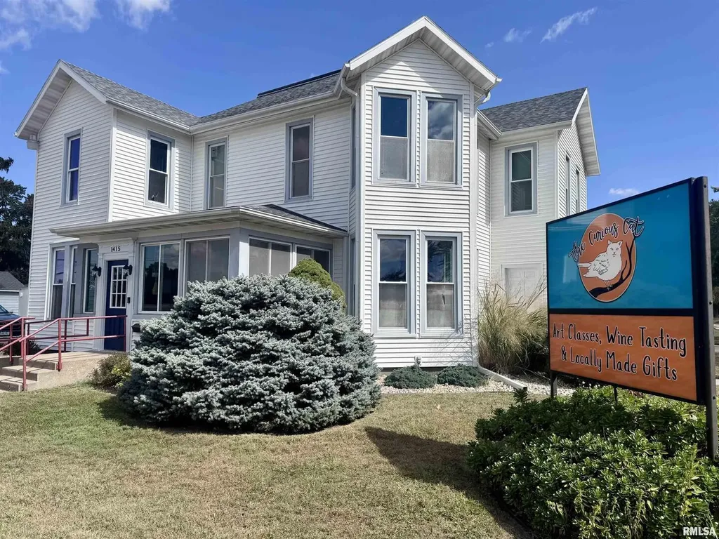1415 4TH Street Fulton IL 61252