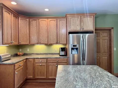 1415 4TH Street Fulton IL 61252