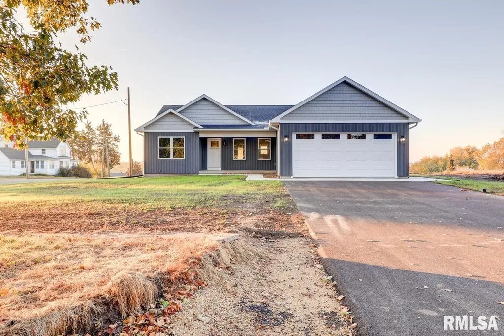 1024 11TH Avenue Fulton IL 52732