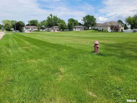 000 4TH Avenue Fulton IL 61252