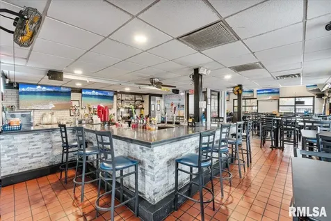3008 7TH Avenue Rock Island IL 61201