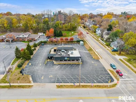 3008 7TH Avenue Rock Island IL 61201
