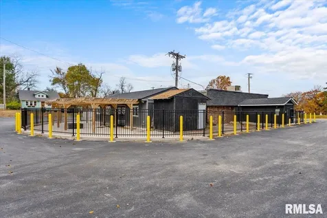 3008 7TH Avenue Rock Island IL 61201