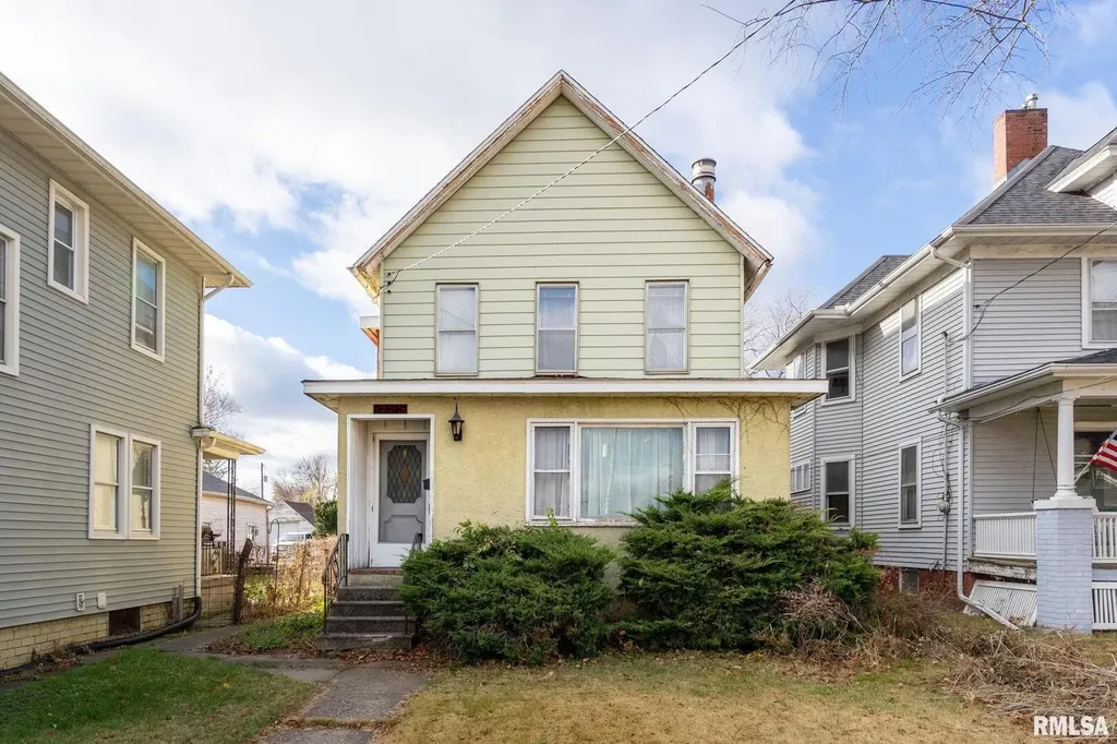 2709 16TH Street Moline IL 61265