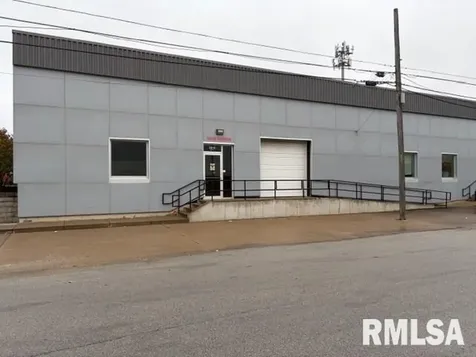 3800 River Drive Moline IL 61265