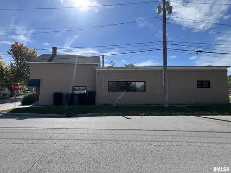 500 46TH Street Rock Island IL 61201