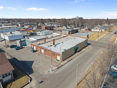 3158 Avenue Of The Cities Avenue Moline IL 61265