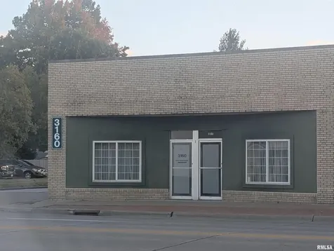 3160 Avenue Of The Cities Avenue Moline IL 61265