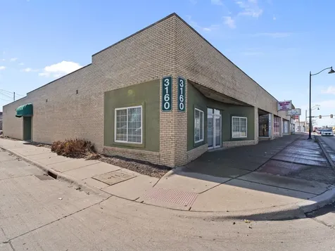3160 Avenue Of The Cities Avenue Moline IL 61265