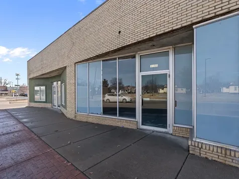 3160 Avenue Of The Cities Avenue Moline IL 61265