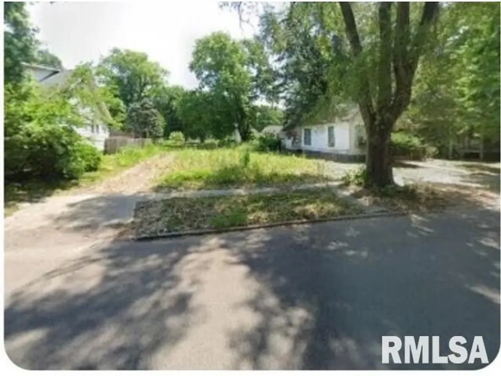 1132 North 3rd Street Springfield IL 62702