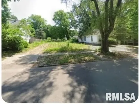 1132 North 3rd Street Springfield IL 62702