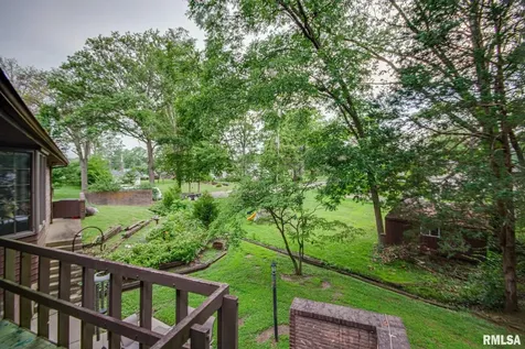 102 Lost Hollow Dr Drive Salem IL 62881