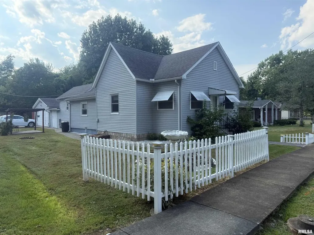 401 23RD Street N Herrin IL 62948
