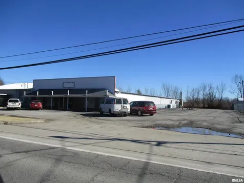 1522 North Main Street Benton IL 62812