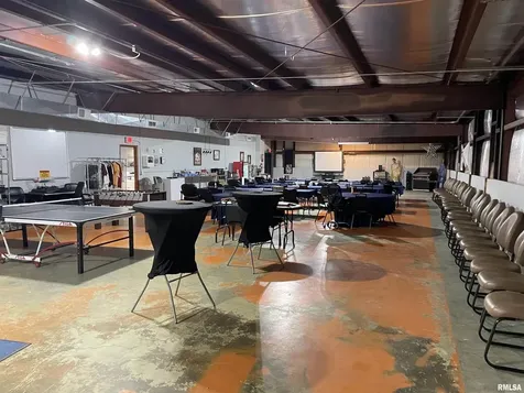 1912 West Rendleman Street Marion IL 62959