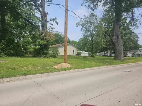 0000 South Duquoin Street Benton IL 62812