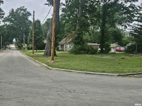 0000 South Duquoin Street Benton IL 62812