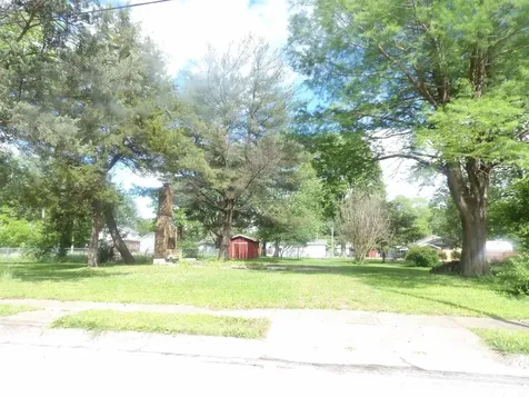 632 North Madison Street Benton IL 62812