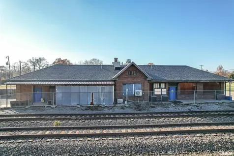 1001 East Main Street Salem IL 62881