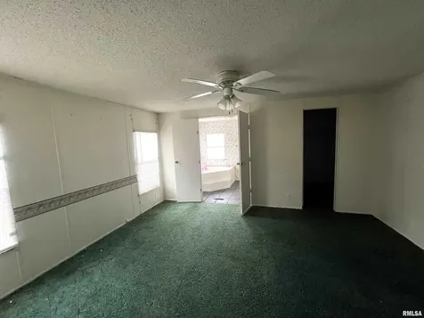 112 North Old Marion Road Goreville IL 62939