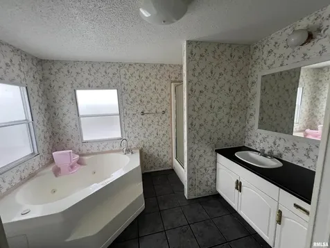 112 North Old Marion Road Goreville IL 62939
