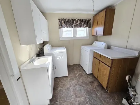 900 South 16th Street Herrin IL 62948