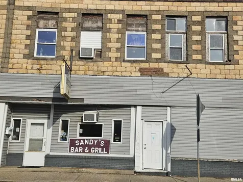 109 East Main Street Benton IL 62812