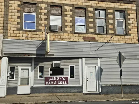 109 East Main Street Benton IL 62812