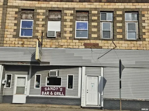 109 East Main Street Benton IL 62812