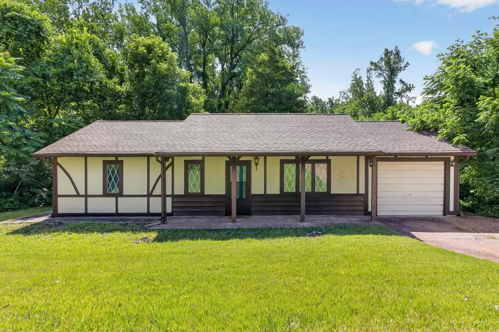 12 Edgewood Lane Belleville IL 62223