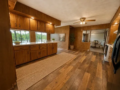15981 Hillcrest Drive Effingham IL 62401