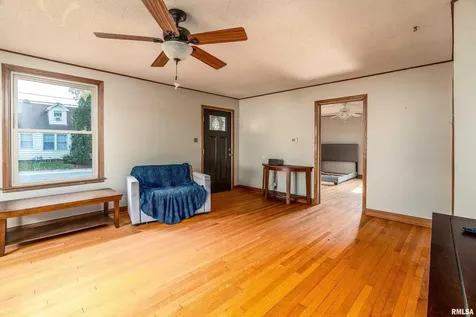 306 South Madison Street Marion IL 62959