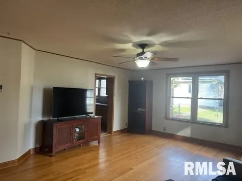 306 South Madison Street Marion IL 62959