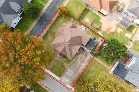306 South Madison Street Marion IL 62959
