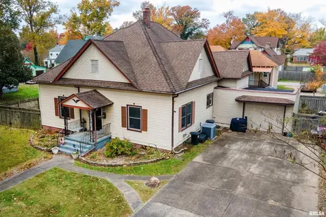 306 South Madison Street Marion IL 62959