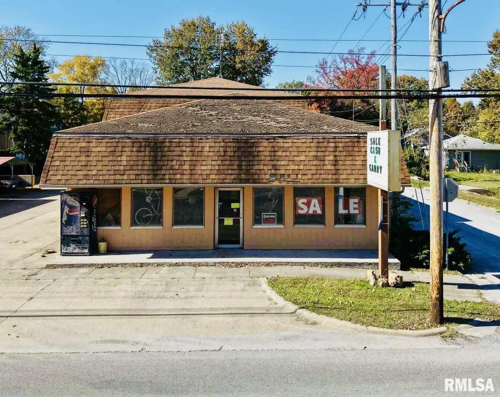 1103 North Main Street Benton IL 62812