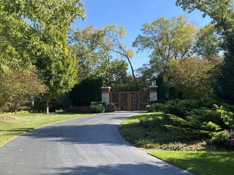 315 South Valley Hill Road Bull Valley IL 60098