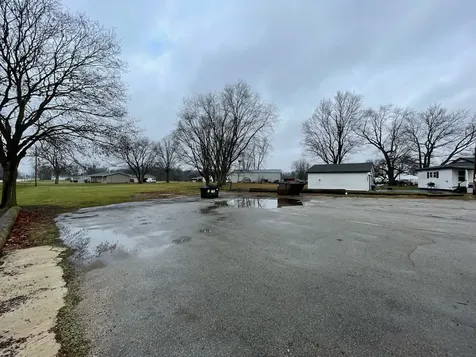 3124 Perrysville Road Danville IL 61834
