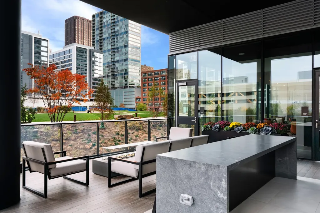 234 West Polk Street Chicago IL 60607