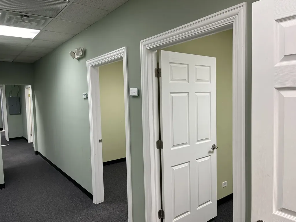 4640 Oakton Street Skokie IL 60076