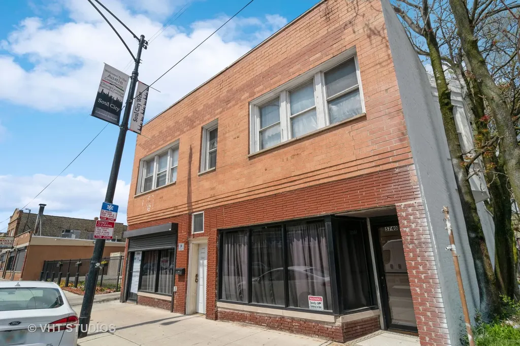 5742 West Chicago Avenue Chicago IL 60651